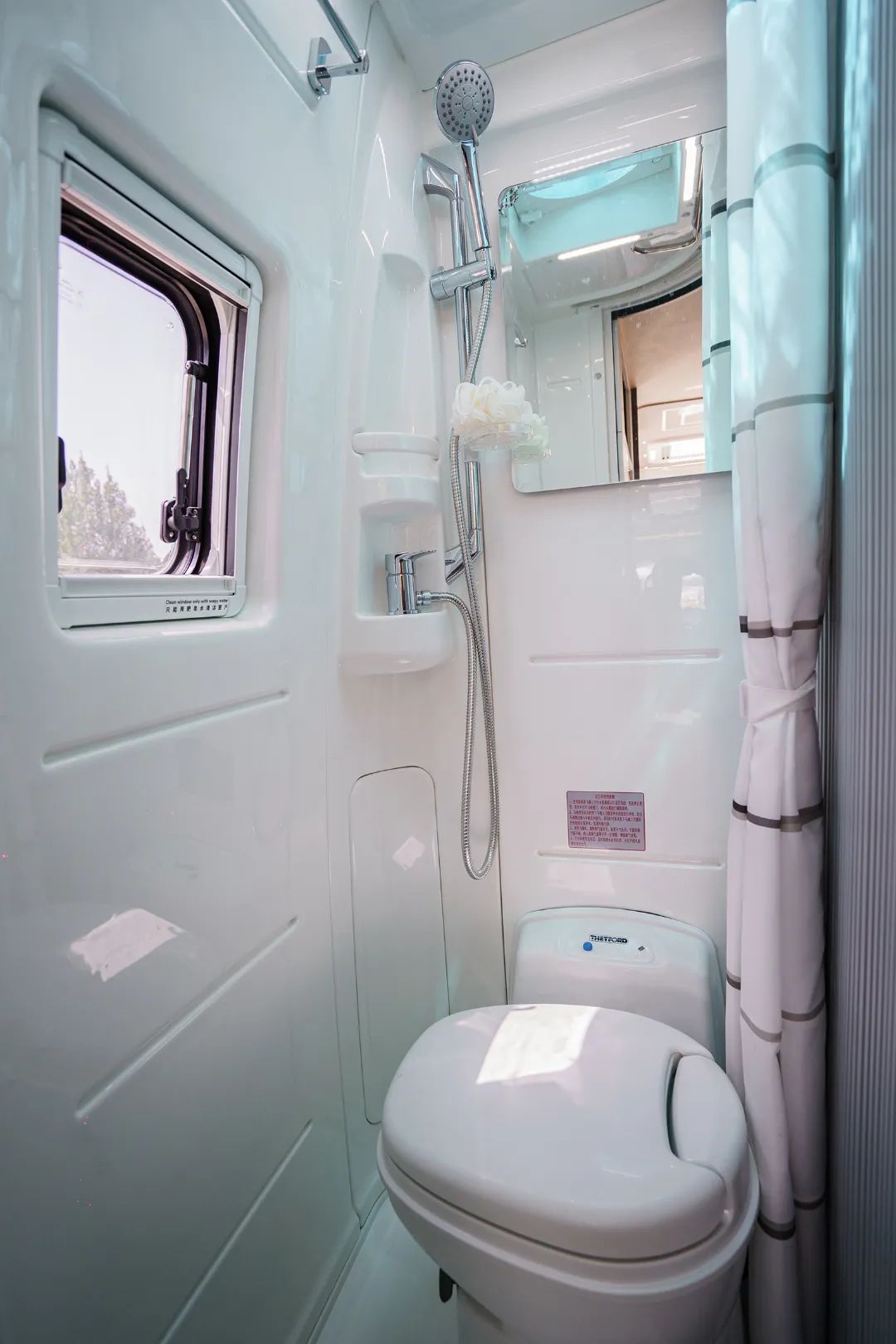 每一次的停泊都是家——宇通B530B型房車