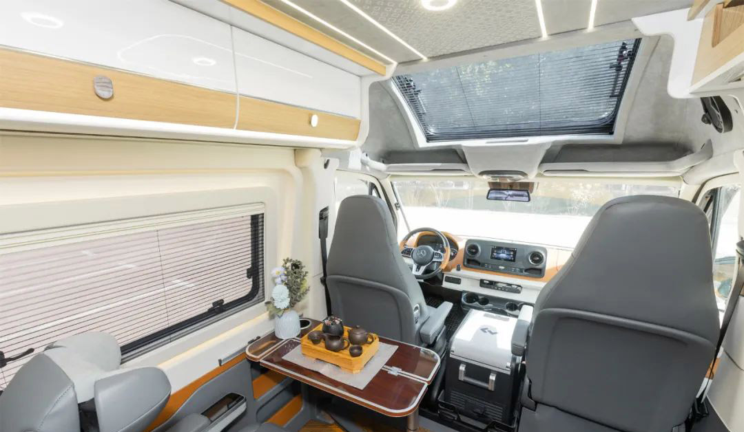 宇通全地形越野房車，3.0T動力配全時四驅(qū)，帶獨(dú)立航空座椅喜歡嗎