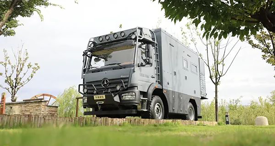長(zhǎng)途硬核越野房車，分時(shí)四驅(qū)帶3把鎖，宇通威邁E厲害了！