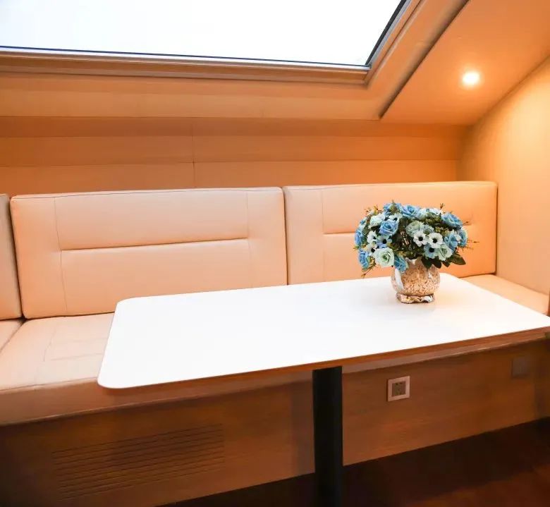 宇通房車匠心打造T536星空研學版拖掛房車，重新定義旅居新方式！