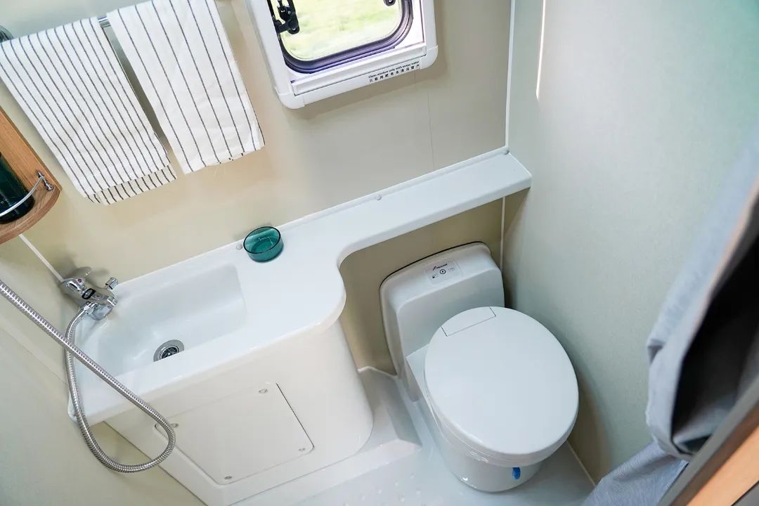 ?隨心出發(fā)，自由而行，T310升級(jí)版拖掛后橫床/雙單床布局