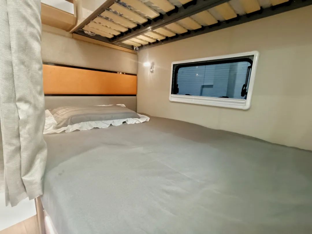 宇通房車C533豪華版T型房車，助你翻山越嶺的同時(shí)享受品質(zhì)房車生活