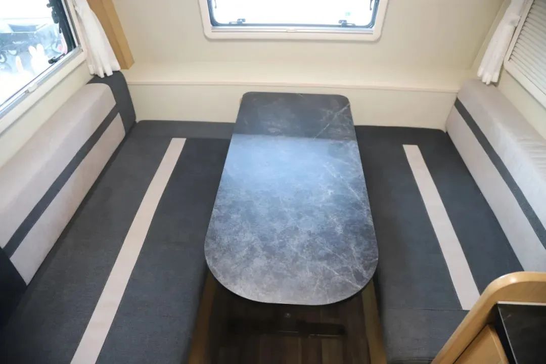 游弋草原，浸身非凡之境，有T511H拖掛房車在