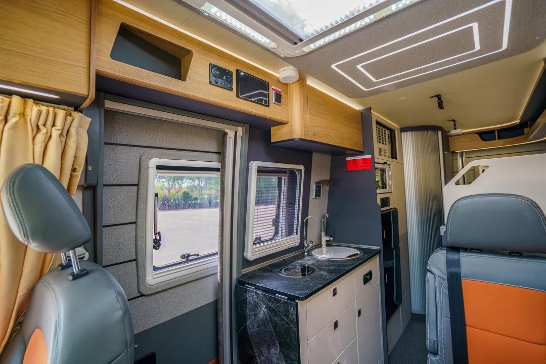 宇通B530房車，為您的房車生活翻開新篇章