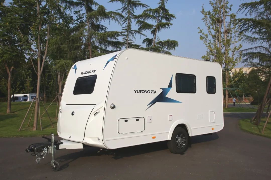T512雙臺面布局拖掛房車，雙臺面設計，讓更多美味一路相伴