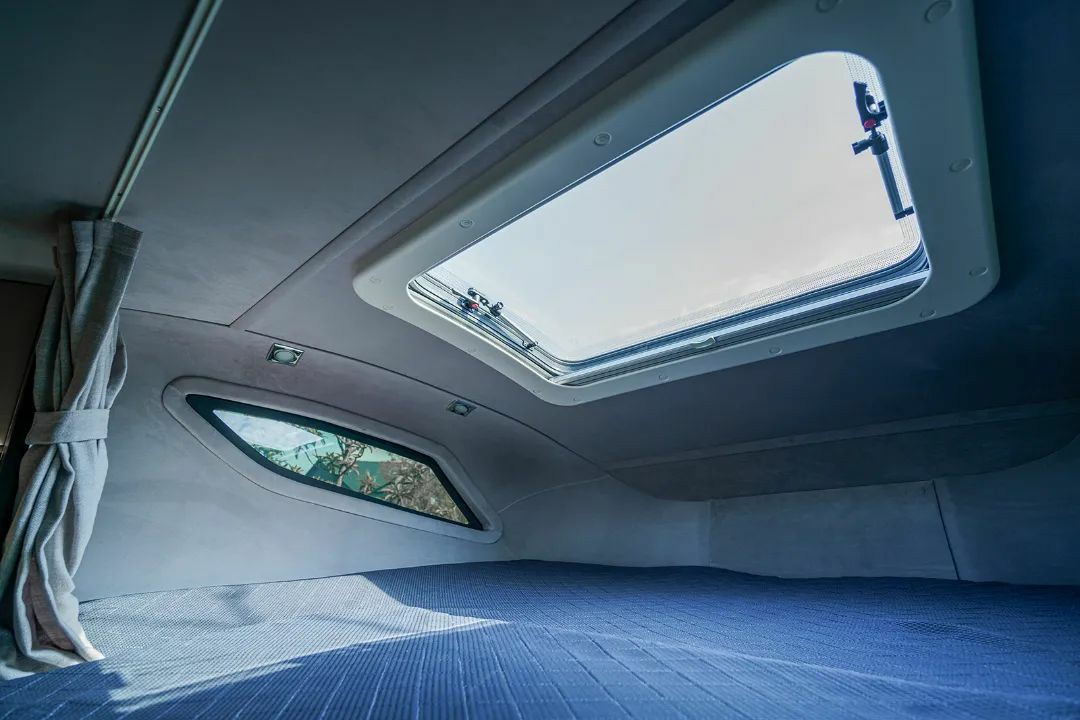 于時光中匠心研磨，打造出宇通雍和房車豪華版