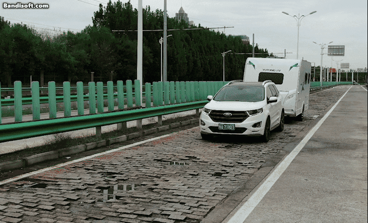 T511H公路版拖掛前橫床布局房車——靈動自駕旅居、獨(dú)享自成空間